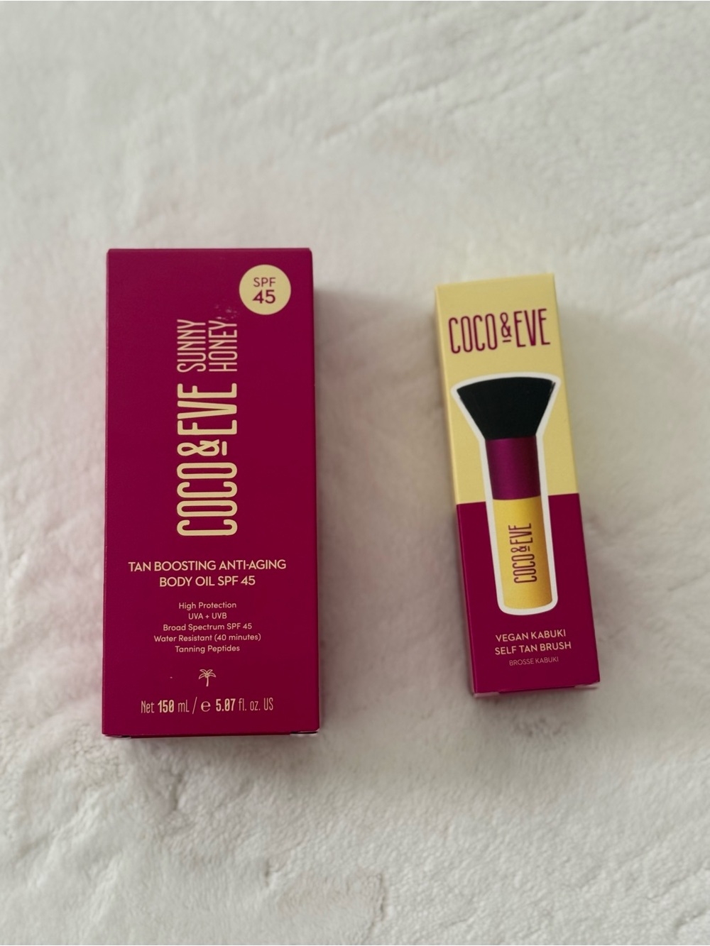 Coco & Eve Tan Boosting Anti-Aging Body Oil SPF 45 and Kabuki Brush